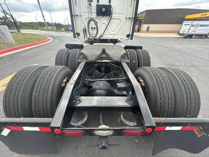 2021 FREIGHTLINER CA126