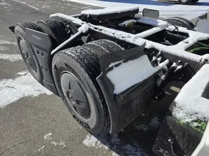 2022 International LT625