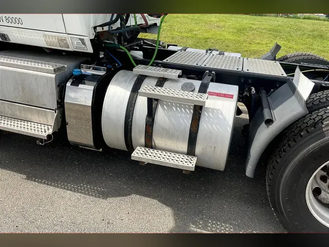 2019 INT LT625 6x4