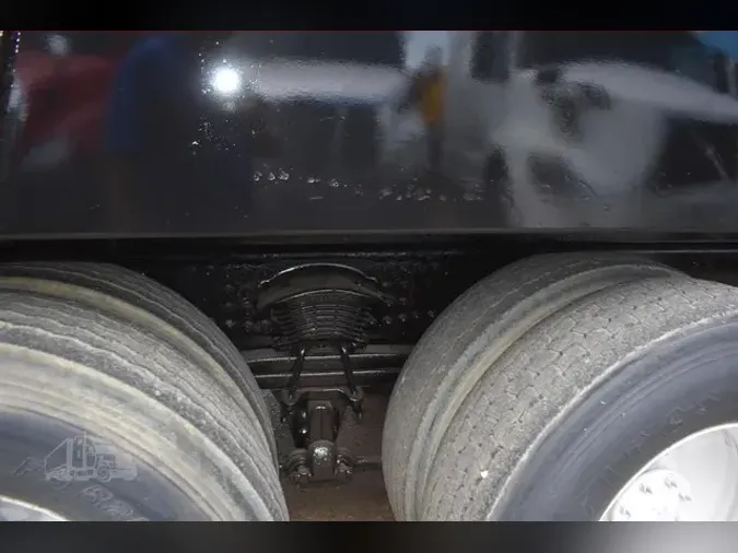 2002 FREIGHTLINER FL80