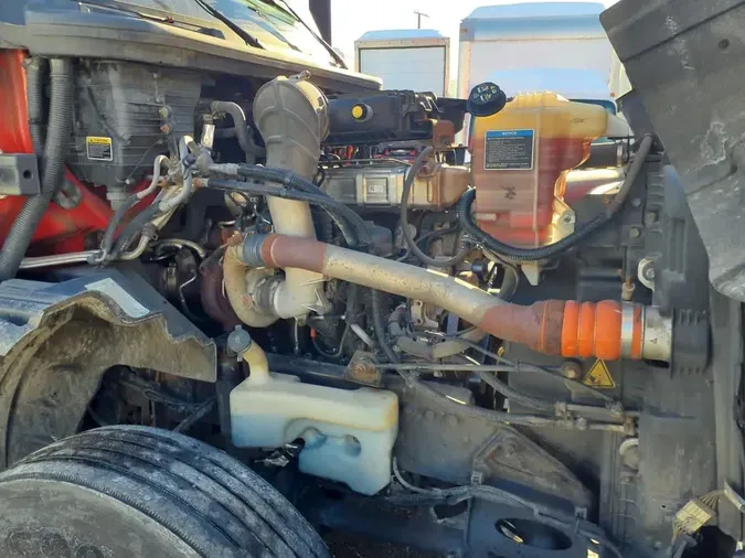 2020 NAVISTAR INTERNATIONAL LT625 SLPR CAB