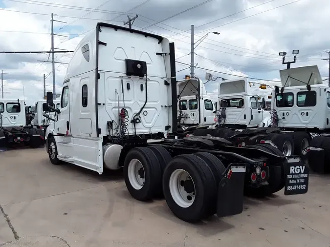 2020 FREIGHTLINER NEW CASCADIA PX12664