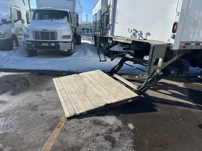 2019 FREIGHTLINER/MERCEDES M2 106afa6ecd1f2fc519c283b34e26a8041ae