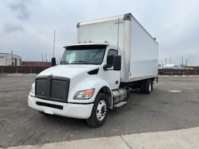 2023 Kenworth T280