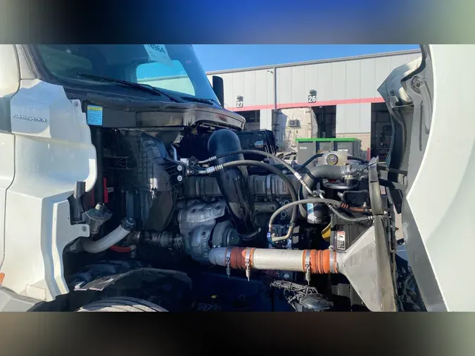 2019 Freightliner Cascadia 126