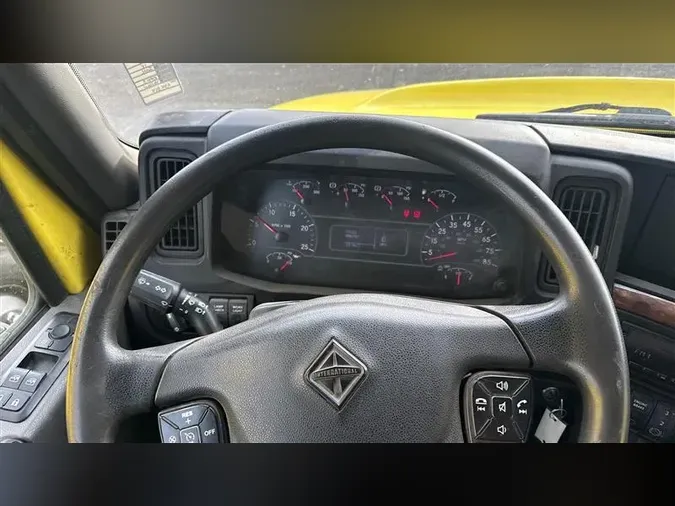 2018 INTERNATIONAL RH613