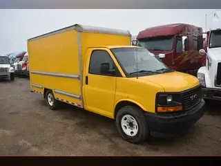 2017 GMC SAVANA G3500