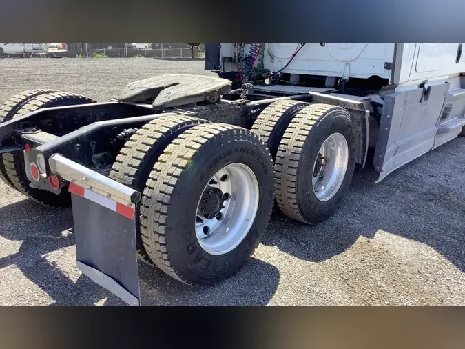 2022 Freightliner Cascadia