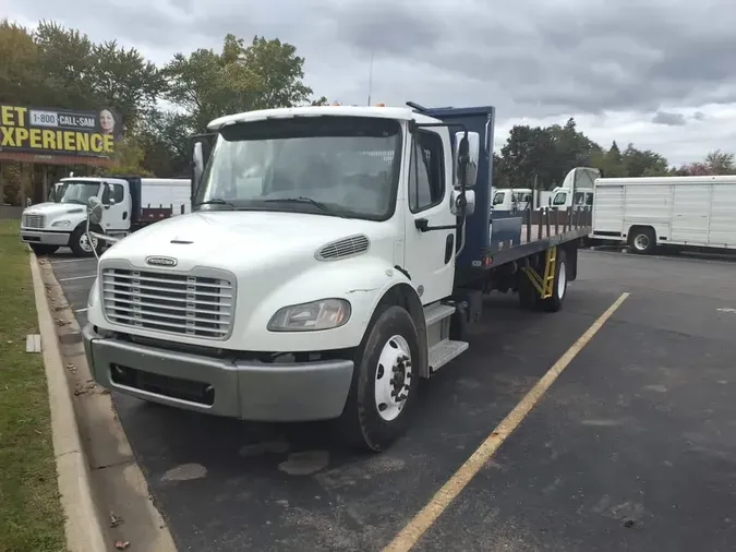 2015 FREIGHTLINER/MERCEDES M2 106