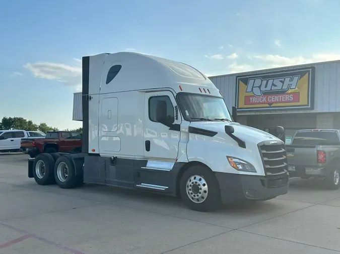 2020 Freightliner Cascadia