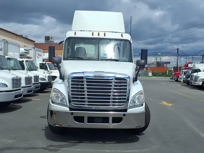 2018 FREIGHTLINER/MERCEDES CASCADIA 125afd04b4699c0bd2b38b5033c8760d968