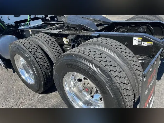 2021 PETERBILT 579