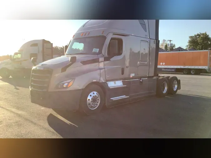 2024 Freightliner Cascadia 126afd09c26e6774fc6057d9fb1125df578