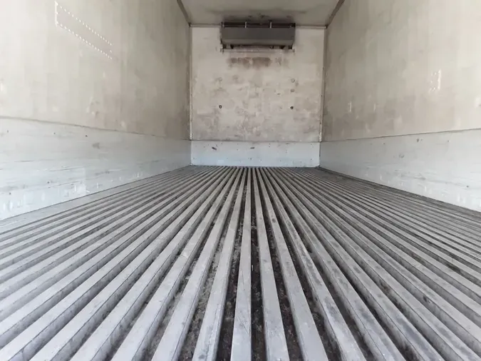 2019 FREIGHTLINER/MERCEDES M2 106