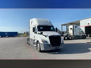 2022 Freightliner Cascadia 126