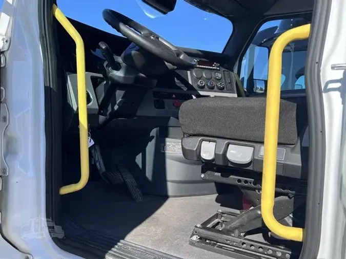 2023 FREIGHTLINER CASCADIA 116