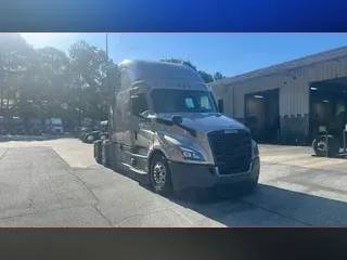 2022 Freightliner Cascadia 126