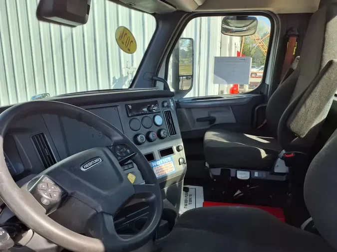 2020 FREIGHTLINER/MERCEDES NEW CASCADIA 116