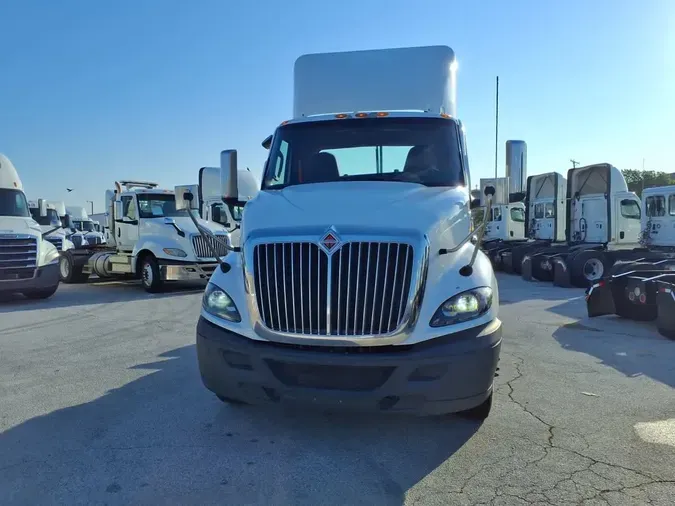 2020 NAVISTAR INTERNATIONAL RH613 DAYCAB S/A