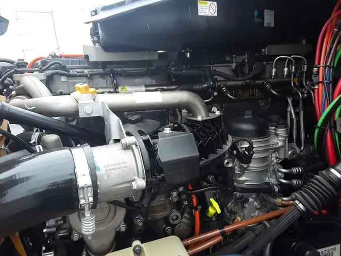 2017 FREIGHTLINER/MERCEDES CASCADIA 125