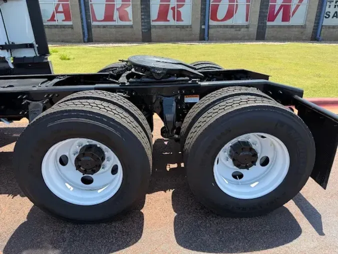 2022 FREIGHTLINER CA126