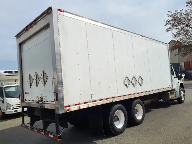2017 FREIGHTLINER M2 106