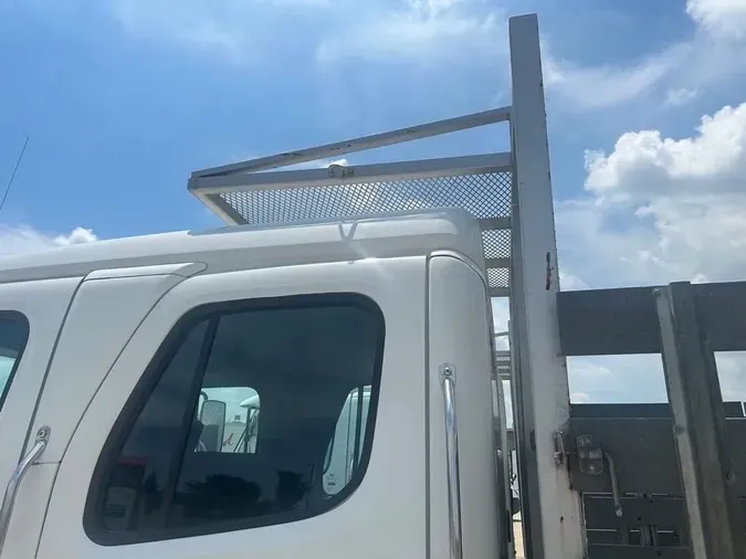 2016 Freightliner M2 106afe25471cb65a9650a347297470345d8