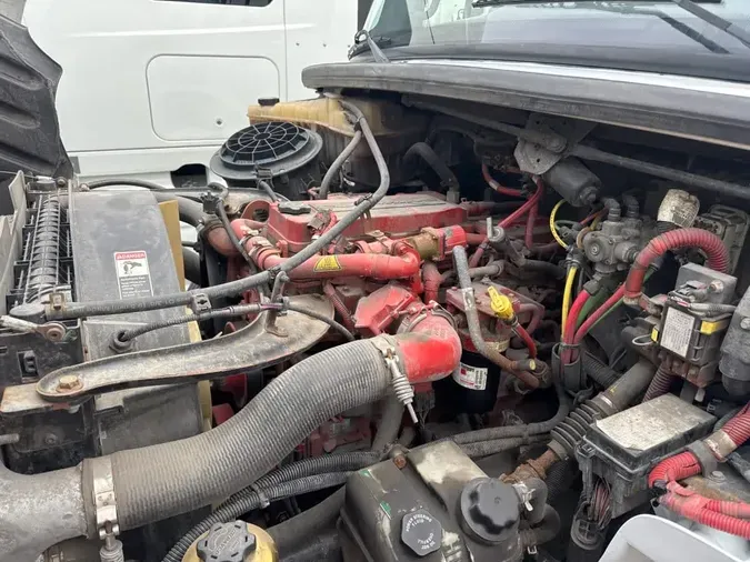 2017 FREIGHTLINER/MERCEDES M2 106