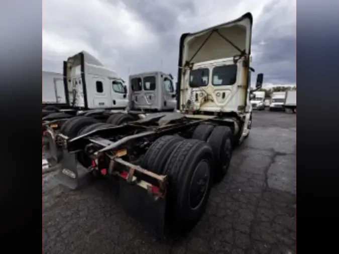 2021 FREIGHTLINER/MERCEDES NEW CASCADIA PX12664