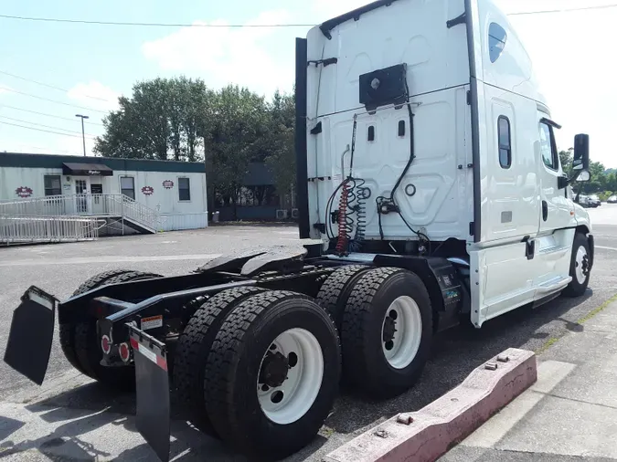 2019 FREIGHTLINER/MERCEDES CASCADIA 125