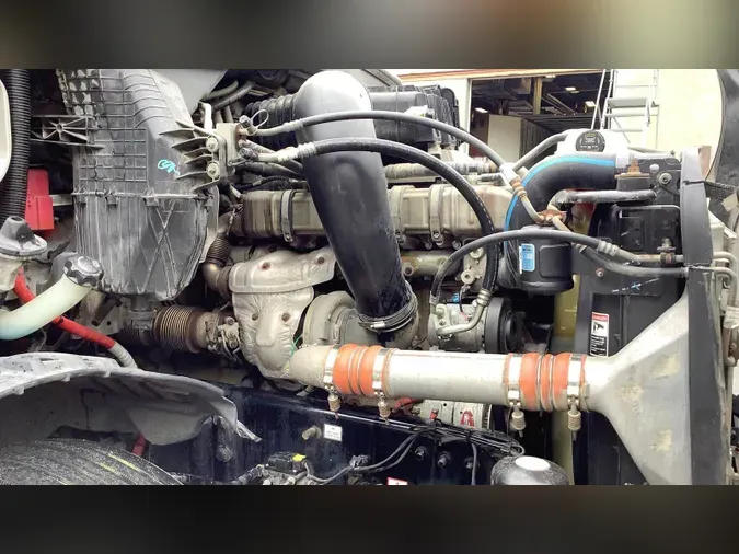 2020 Freightliner Cascadia 126