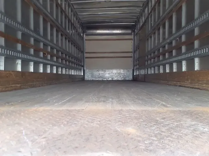 2018 FREIGHTLINER M2 106