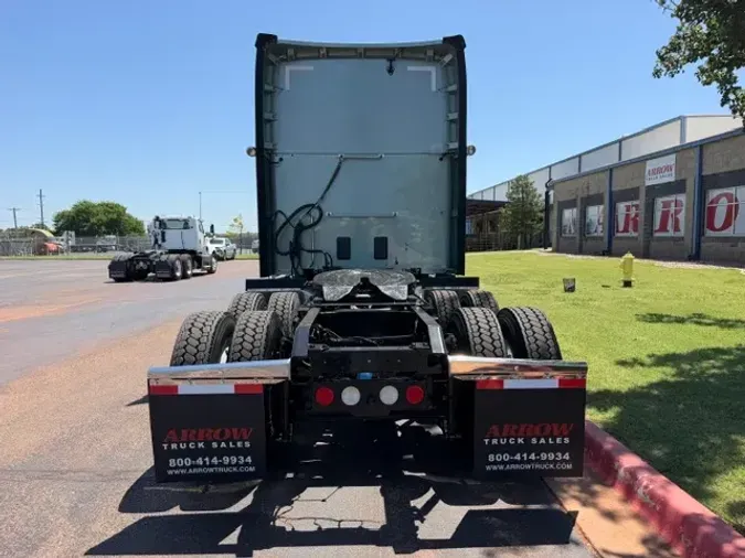 2021 KENWORTH T680