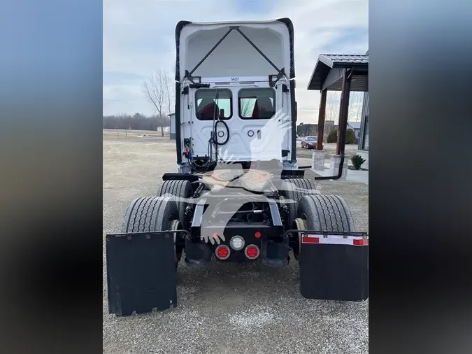 2019 FREIGHTLINER CASCADIA 126