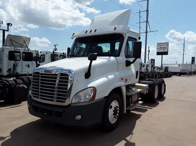 2016 FREIGHTLINER/MERCEDES CASCADIA 125afef9237baa39943dbd08ee26329b50d