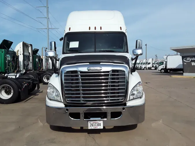 2018 FREIGHTLINER/MERCEDES CASCADIA 125