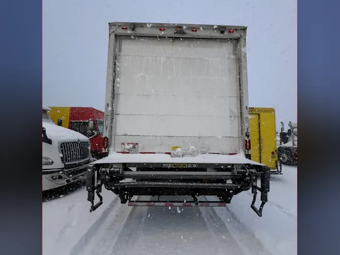 2019 FREIGHTLINER/MERCEDES M2 106