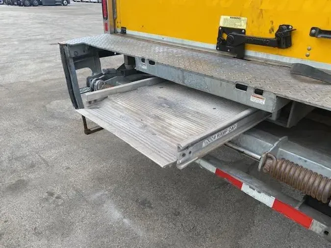 2020 Hino 268A