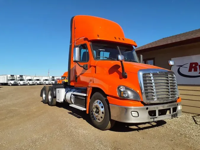 2018 FREIGHTLINER/MERCEDES CASCADIA 125affad45f0e655447a67799d498e953cf