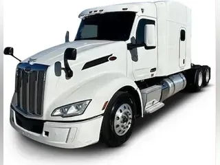 2022 Peterbilt 579