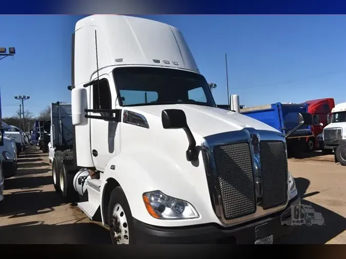 2021 KENWORTH T680