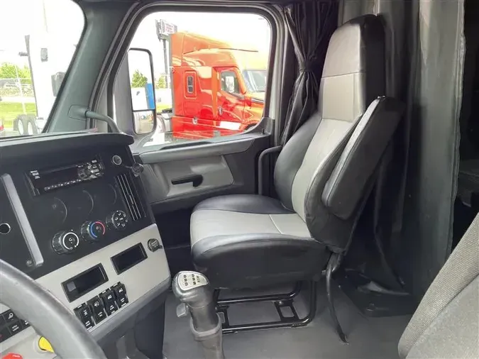 2021 FREIGHTLINER CA126