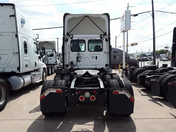 2019 FREIGHTLINER/MERCEDES NEW CASCADIA 116