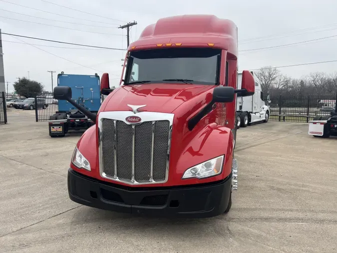 2023 Peterbilt 579