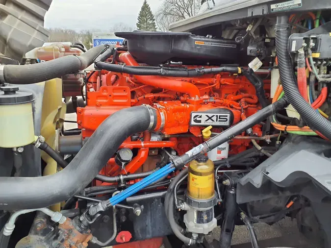 2020 NAVISTAR INTERNATIONAL LT625 SLPR CAB