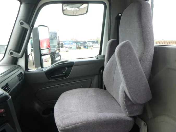 2020 International LT625
