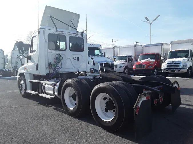 2018 FREIGHTLINER/MERCEDES CASCADIA 125