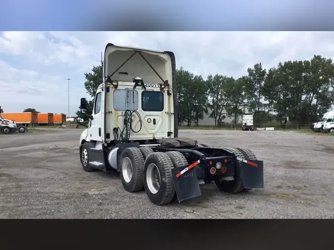 2020 Freightliner Cascadia 126b013a1ee719de2c9f1e4d5111ca0530b