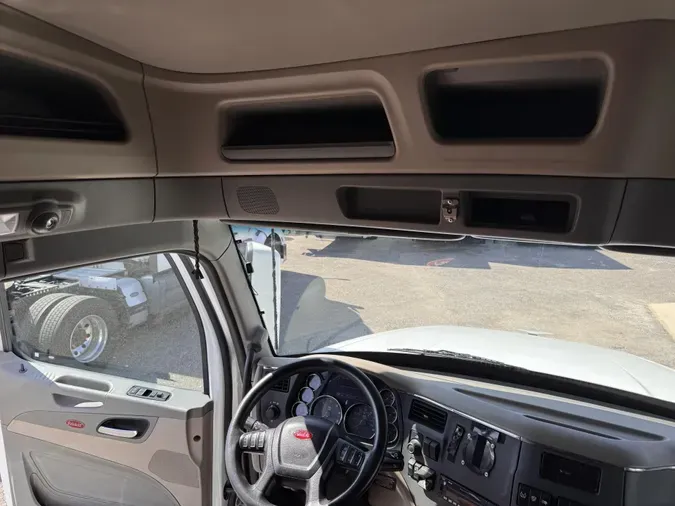 2022 Peterbilt 567