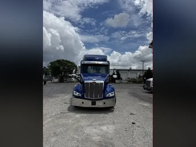 2023 PETERBILT 579